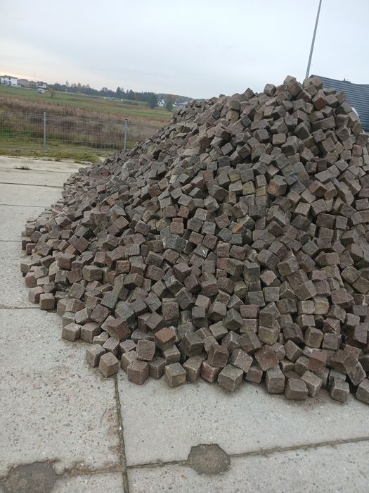 Kostka Kamień granitowy 8x11cm Vanga