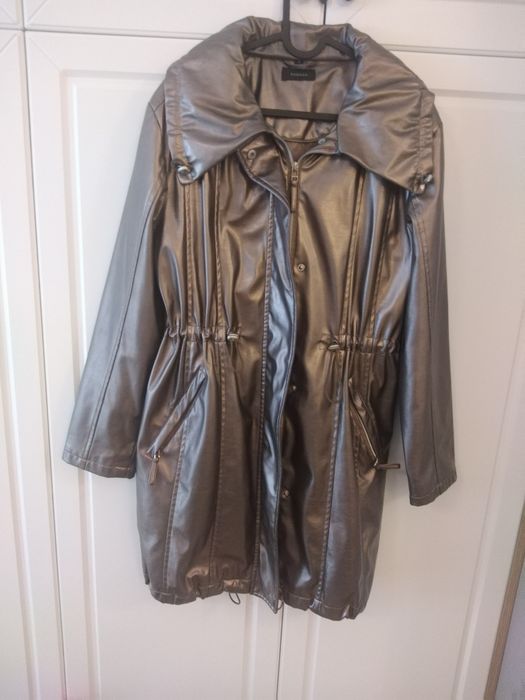 Płaszcz.      damski