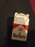 Cinzeiro Marlboro