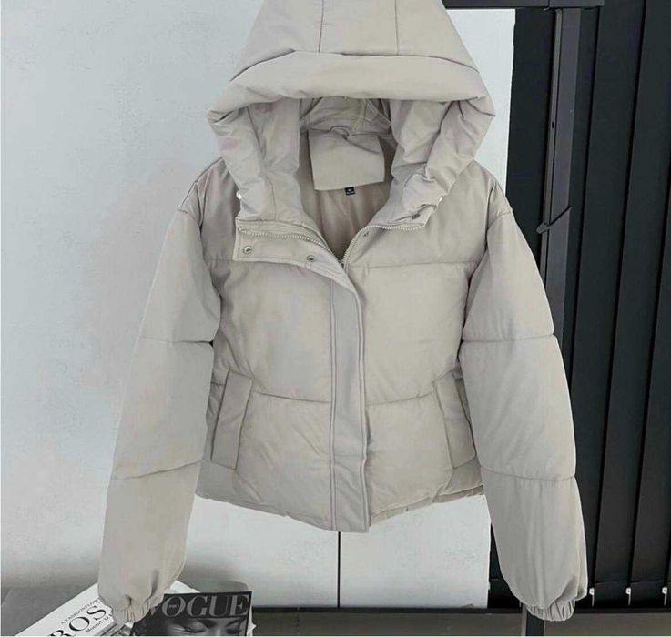 Теплая женская зимняя куртка с капюшоном + Подарок*