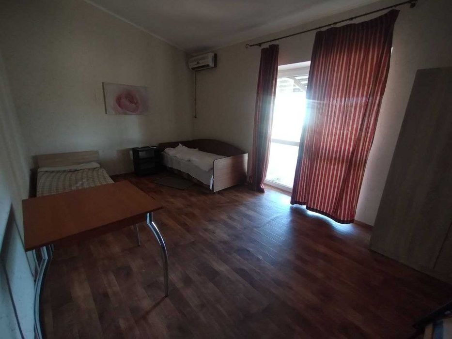 Терміново продам котедж біля моря в Коблеві.