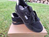 Buty czarne nowe  typu sneakers