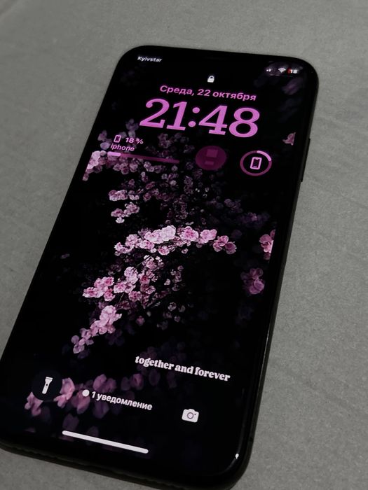 Продам iPhone X 256 gb