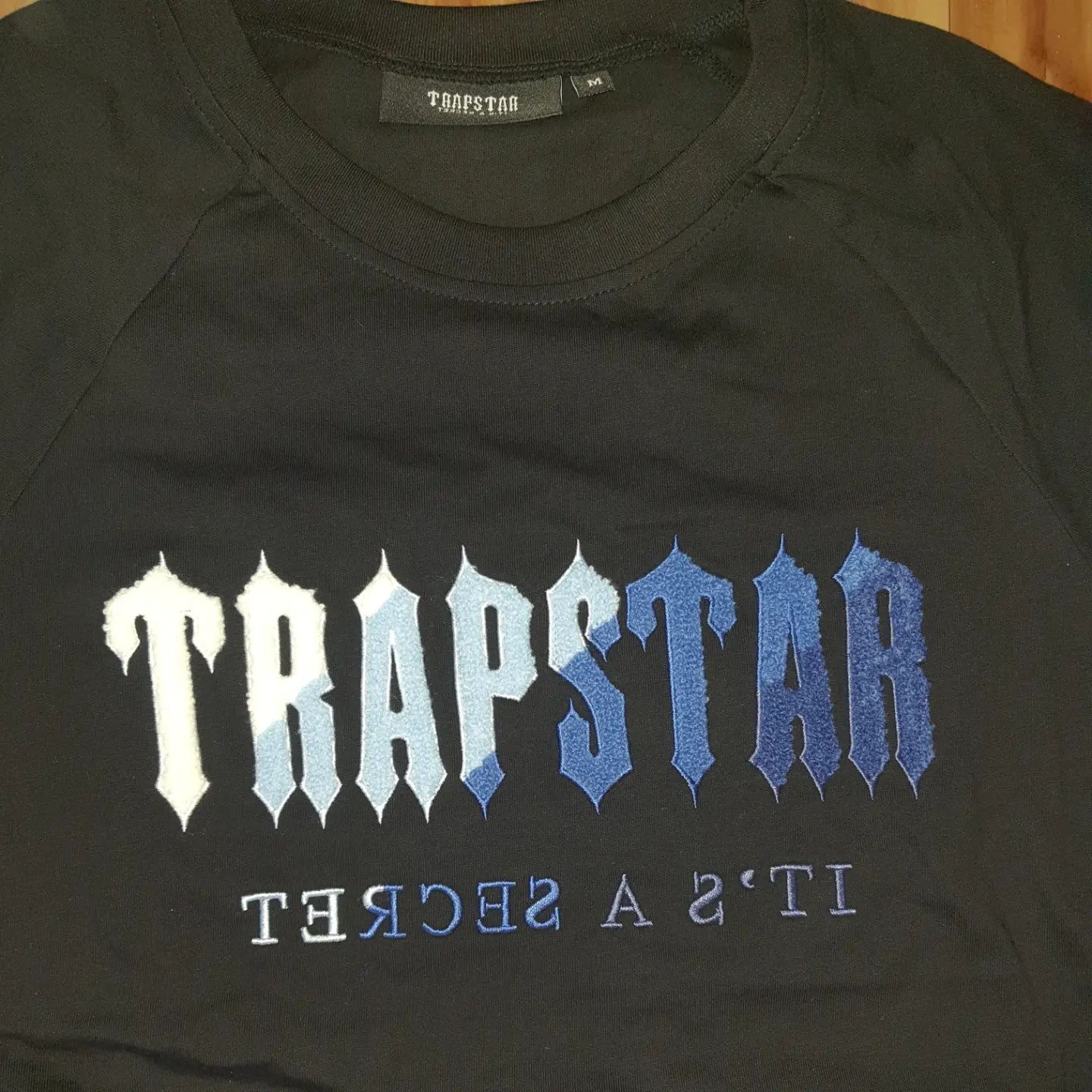 Костюм-trapstar.