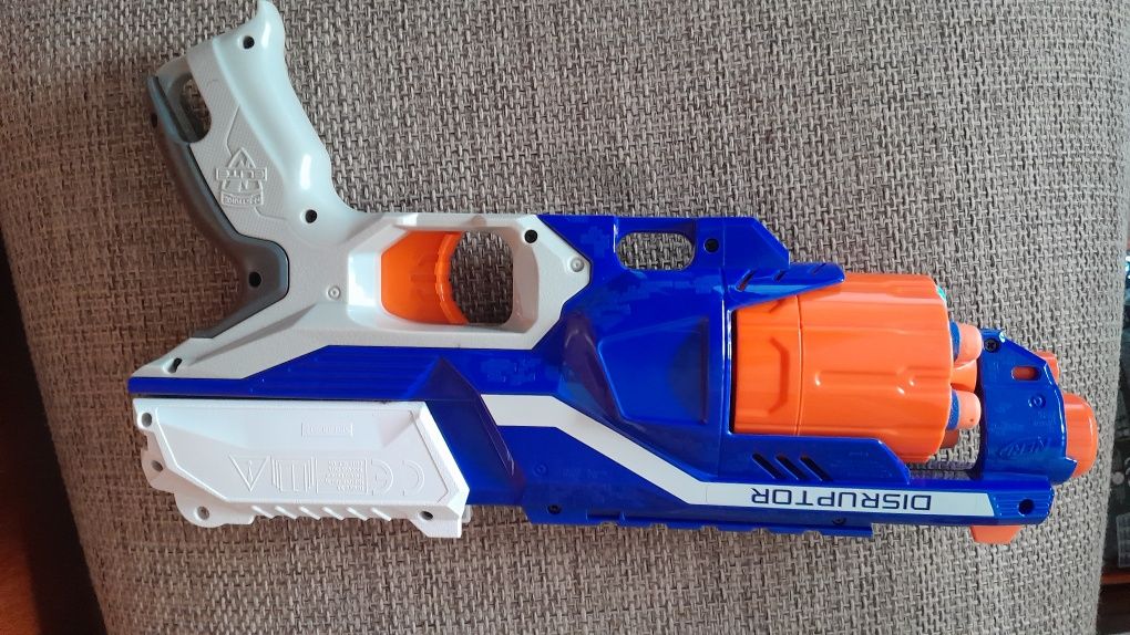 Nerf laranja e azul
