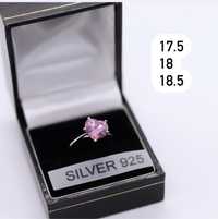 Серебренное кольцо с розовым камнем женское - серебро 925