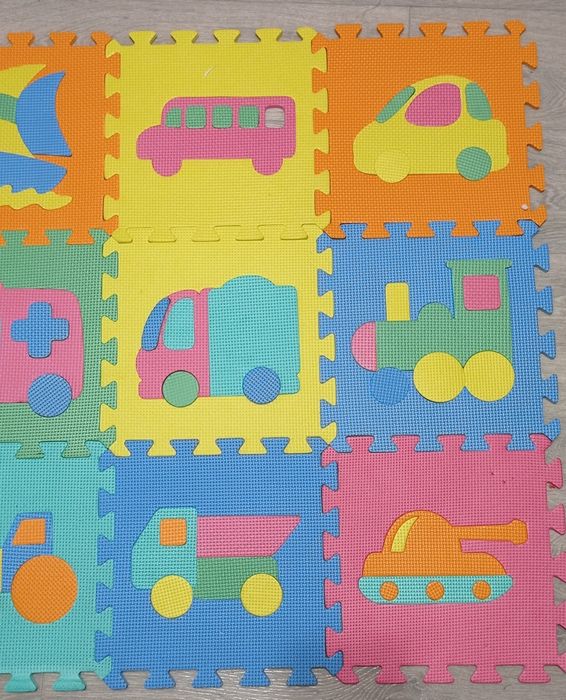 Продам килимок дитячий