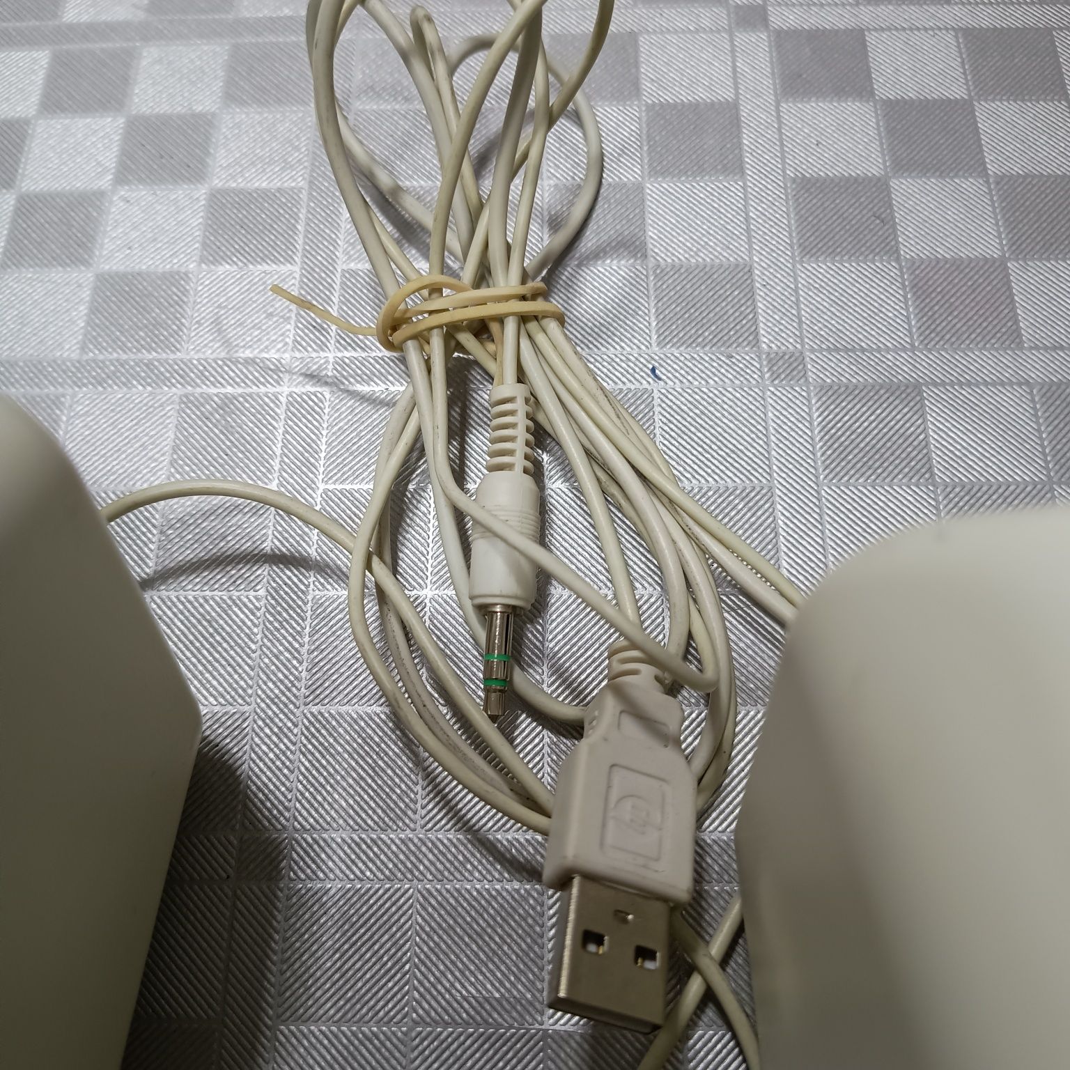 Colunas HP multimedia 2.0
Em excelente estado.
Alimentadas po