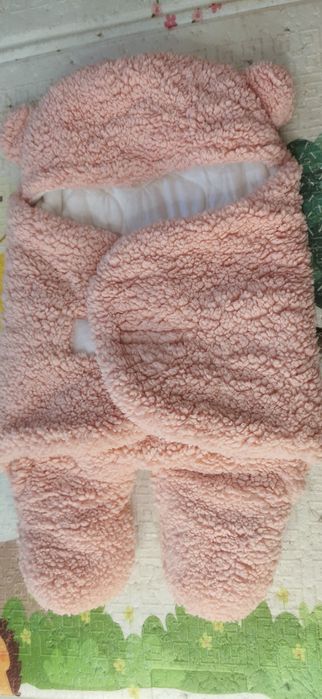 Продам комбез к для новорожденного