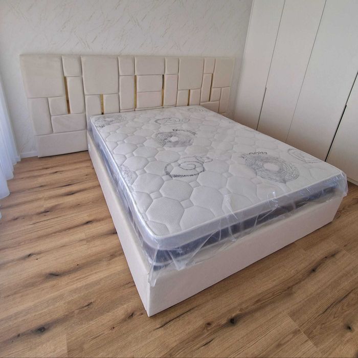 Camas de Casal Estofadas de Luxo 689€ Disp. em Várias Cores! 190x140m!