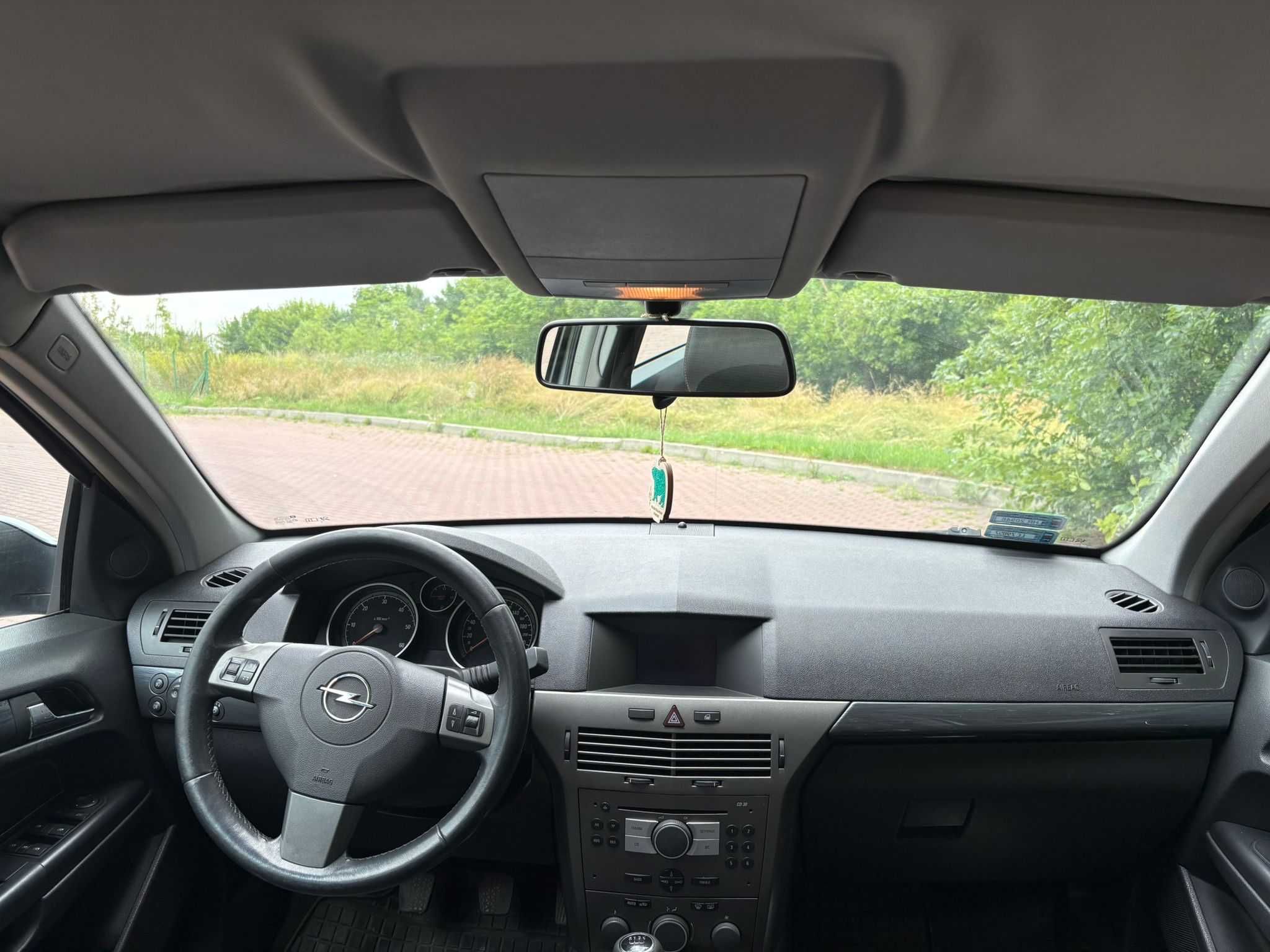 Opel Astra 1.9 CDTI 150kM