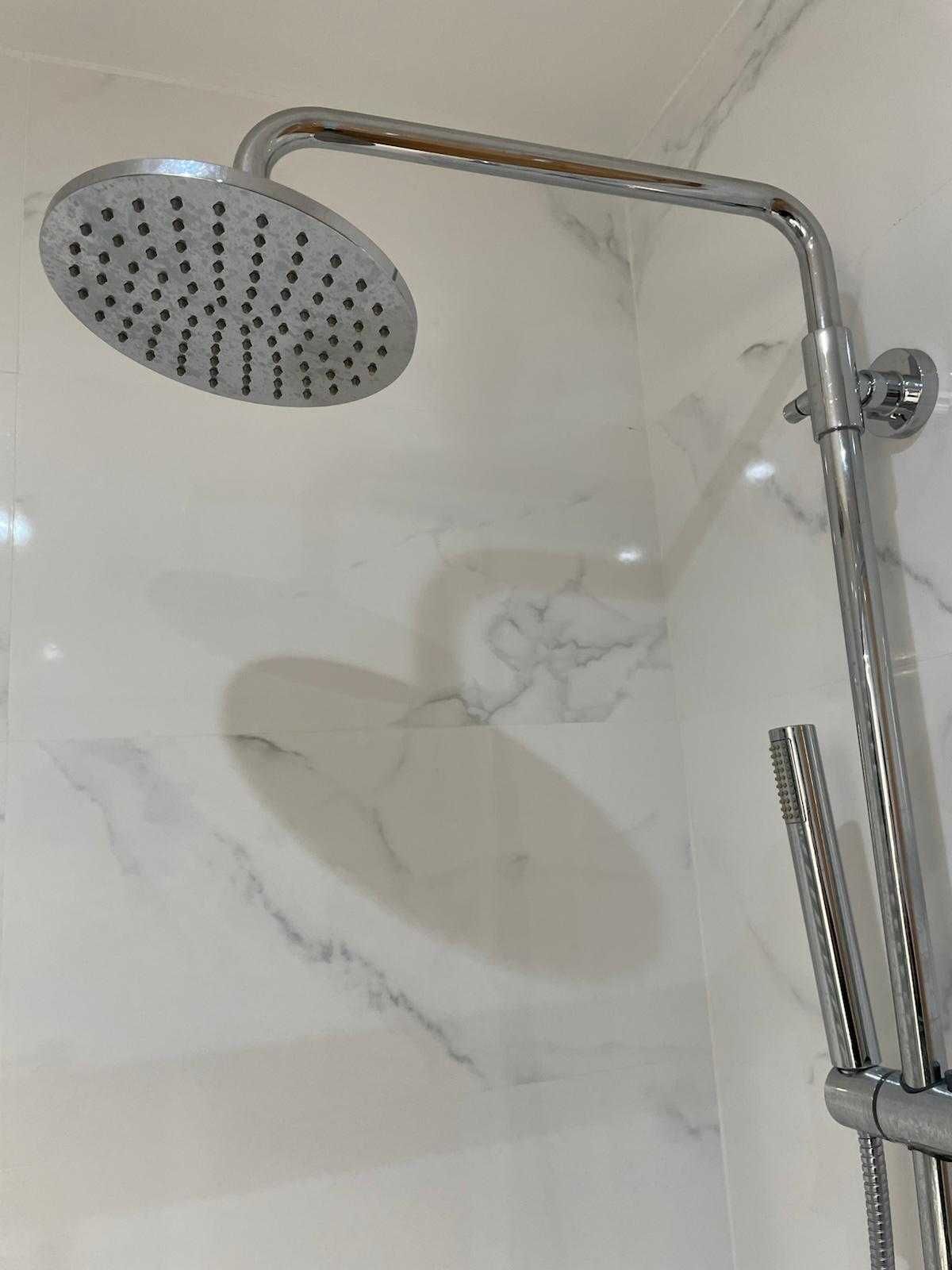 Conjunto de duche com torneira cromado W7 Termostático (como novo)