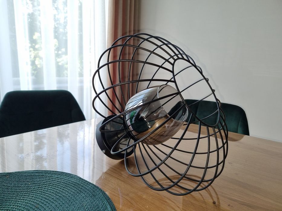 Żyrandol lampa z kloszem, kolor czarny. Loftowy. .Gwint E27
