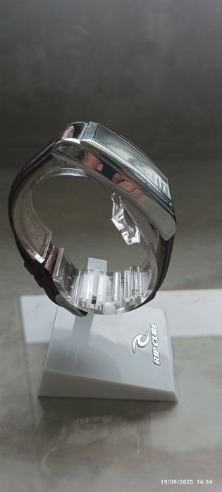 Relógio de Pulso Zara clássico -Muito Bom Estado