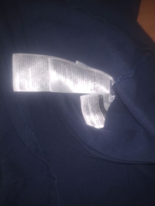 Футболка Levi's.