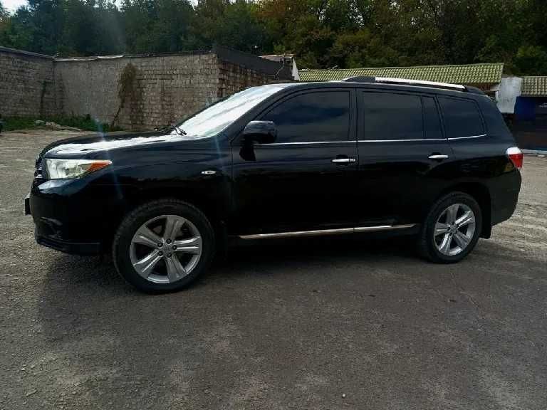 Toyota Highlander 3.5 V6 4WD • 7 мест • Япония • ГБО • 2011