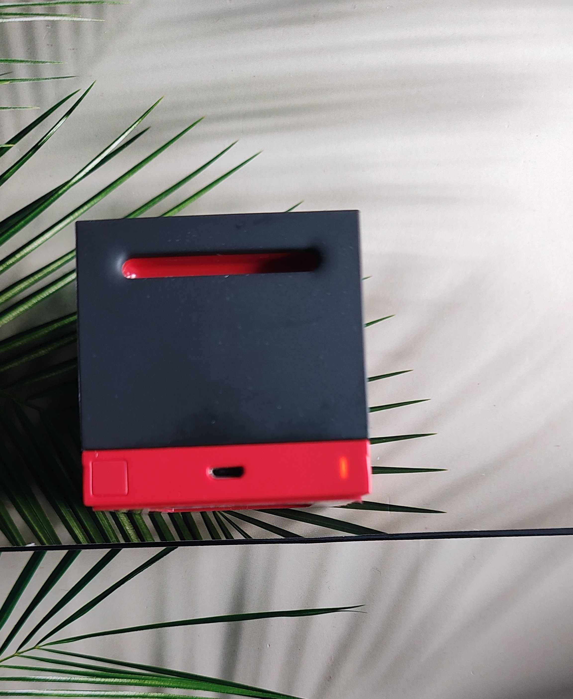 Głośnik do telefonu - HTC BoomBass -  Bluetooth, NFC