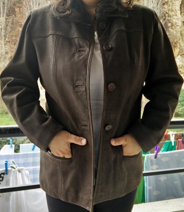 Casaco de senhora em pele