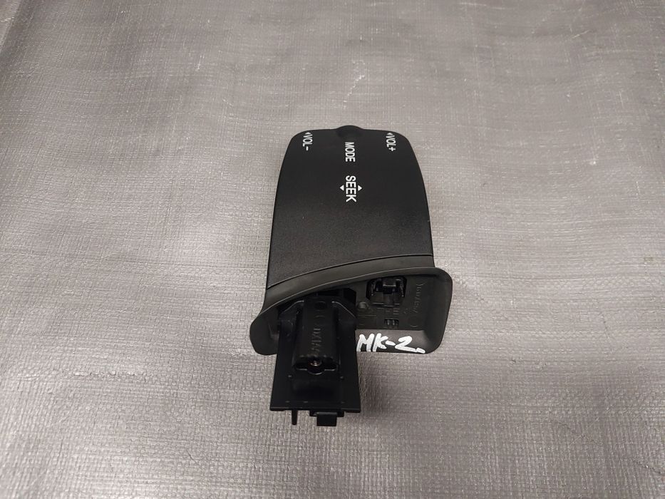 Stan BDB Ford Focus MK2 2006r pilot radia kierownicy przełącznik