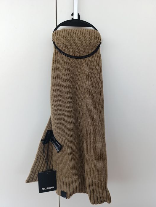 Cachecol Pull&Bear novo