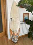 Prancha de surf da Mica Surfboards