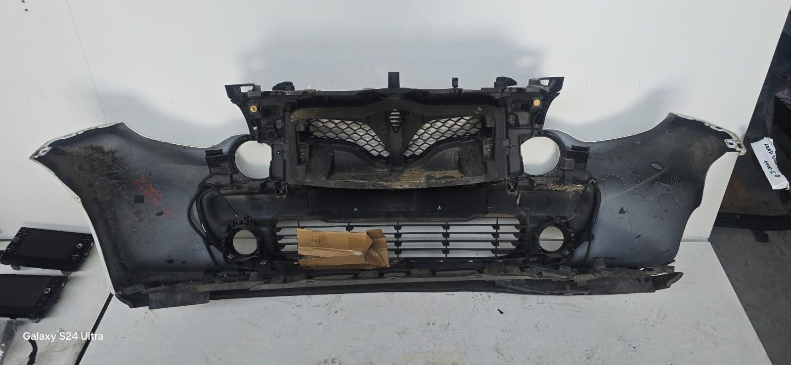 Zderzak przedni Renault Twingo 3 III