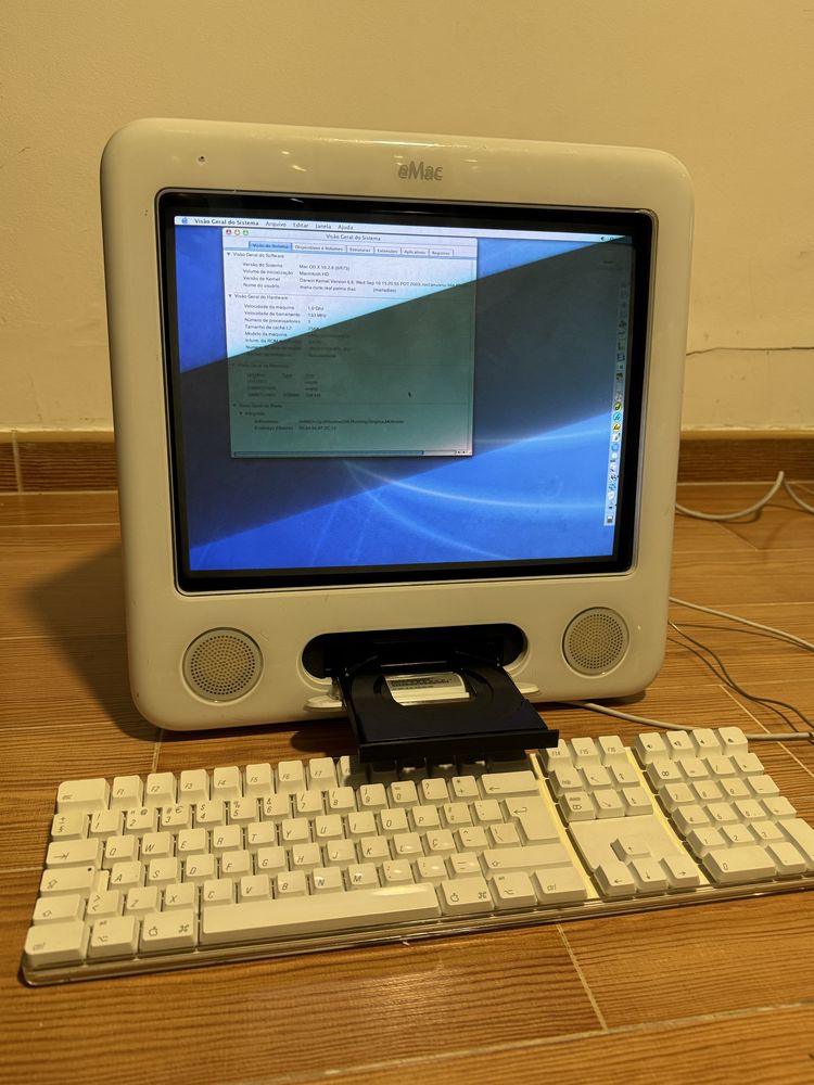 Apple eMac PowerPC G4