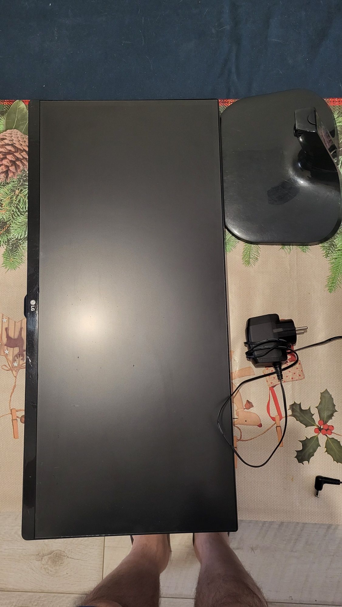 Продам монитор LG