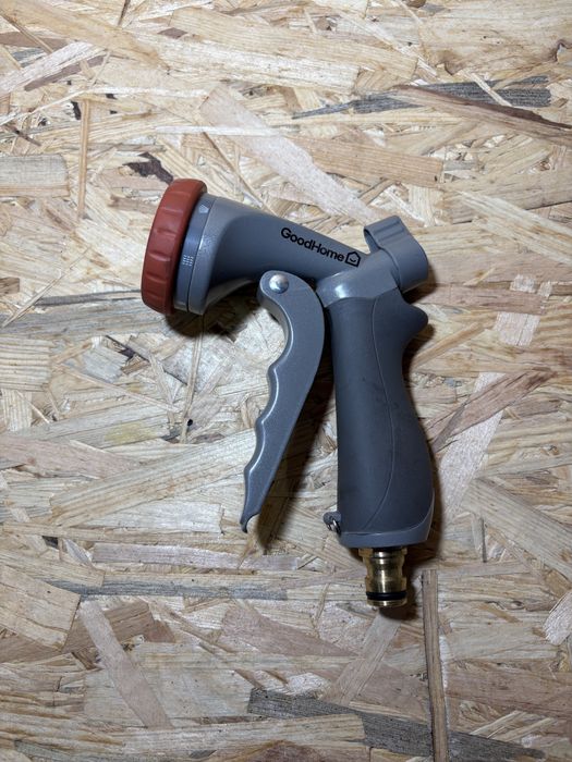 Pistolet metalowy GoodHome wielofunkcyjny