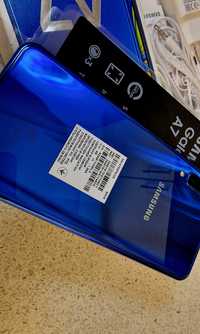 Мобильный телефон Samsung Galaxy A-7 4/64GB