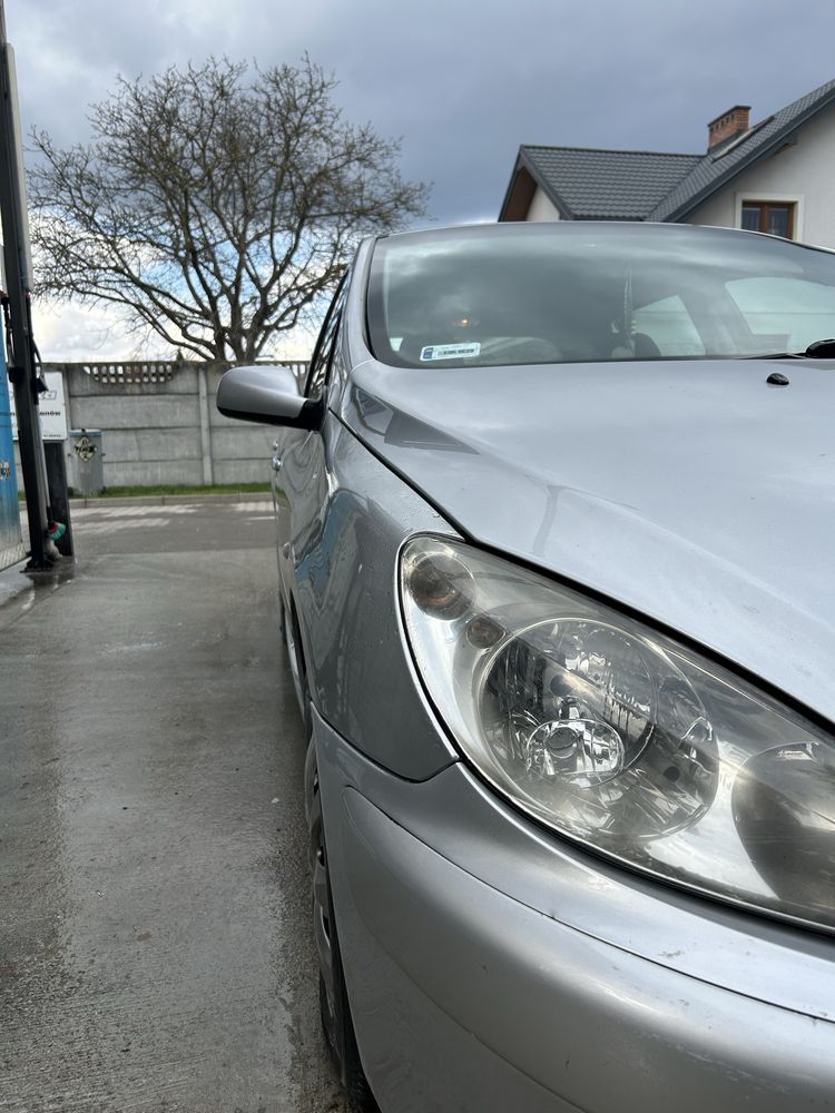 Peugot 307  2.0 hdi