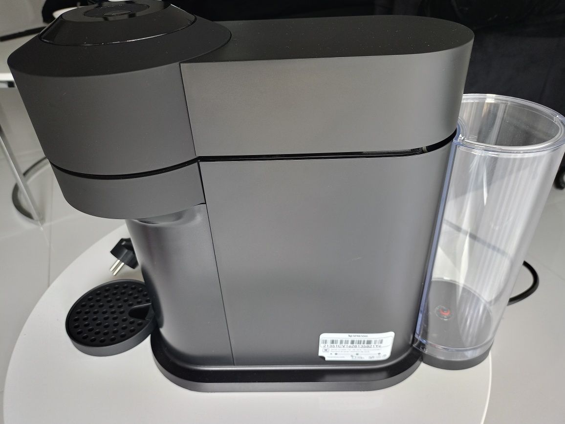 Ekspres Nespresso Vertuo Next