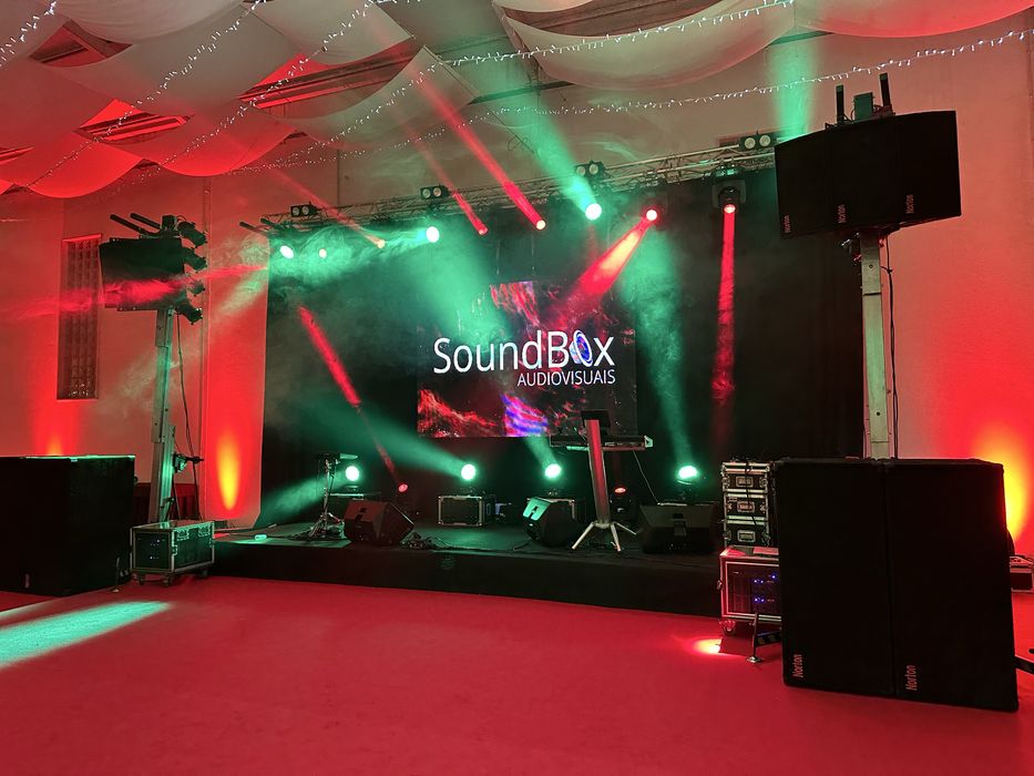Soluções Audiovisuais - Som Luz Ledwall Efeitos