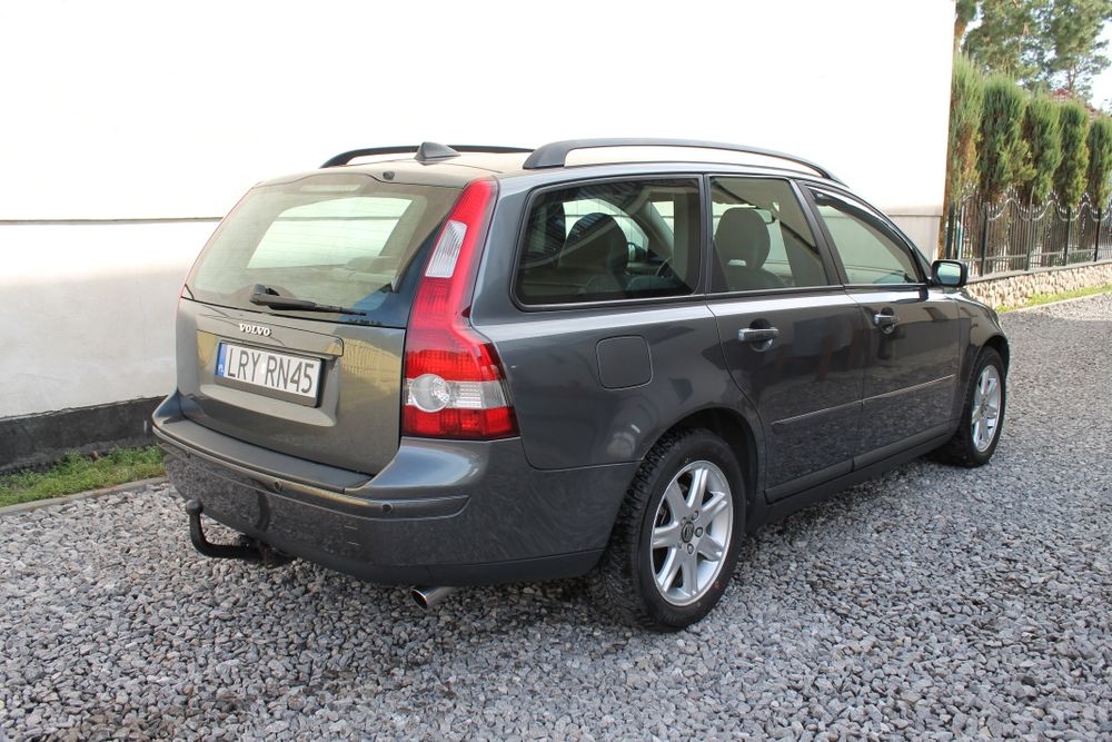 Volvo V50 AWD T5