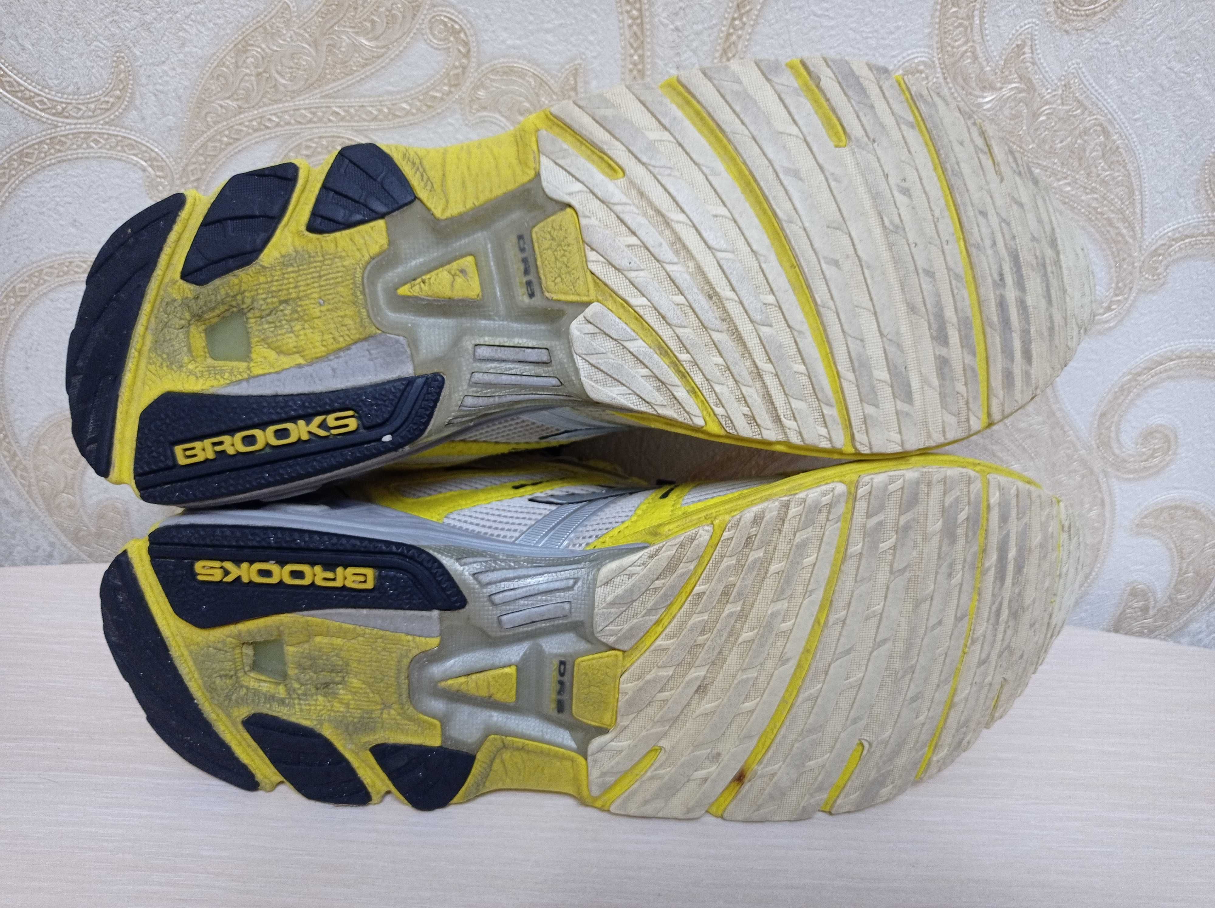 Кроссовки Brooks Racer st 257 ОРИГИНАЛ
