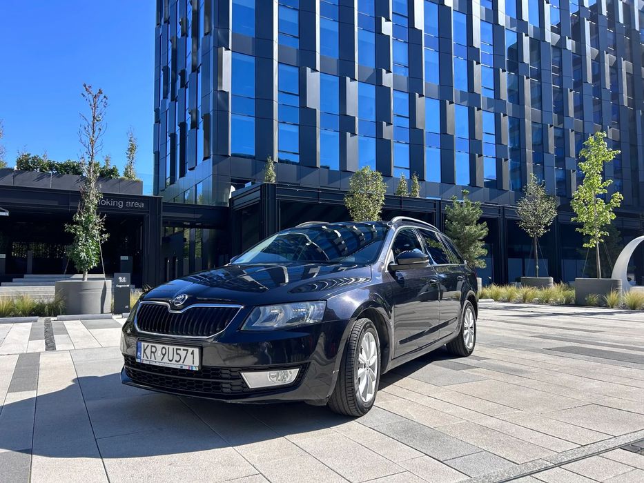 Skoda Octavia Skoda Octavia 1.6 TDI DSG kombi, pojemna, wygodna i oszczędna