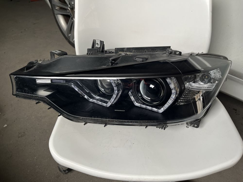 BMW 3 F30 Lampa LED Ringi dzienne DRL BLACK