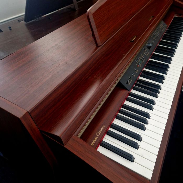 Pianino cyfrowe Yamaha Clavinova Clp240 Rezerwacja