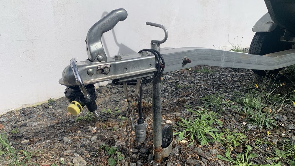 Reboque articulafo para 3 motas