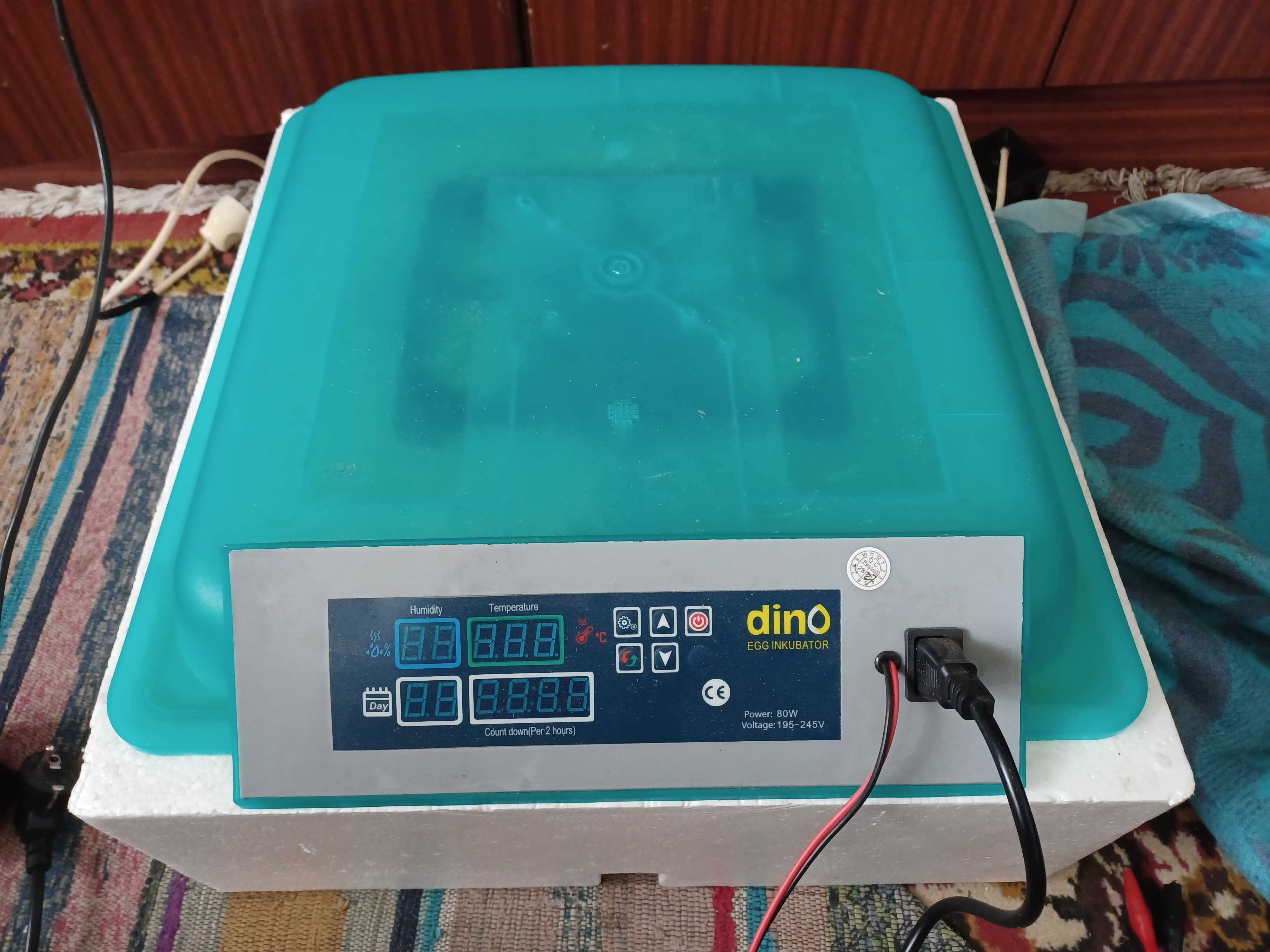 Automatyczny inkubator Dino na 56jaj kurzych