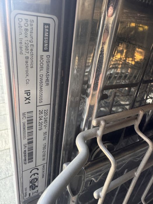 ZMYWARKA SAMSUNG DW60M6050SS – jak nowa!