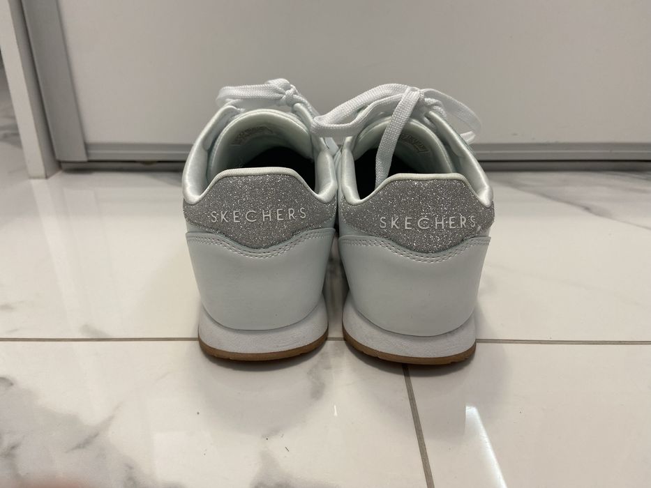 Snakersy Skechers 40