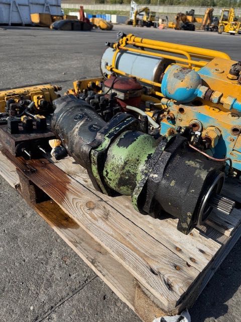 Liebherr dźwig komplet hydrauliki