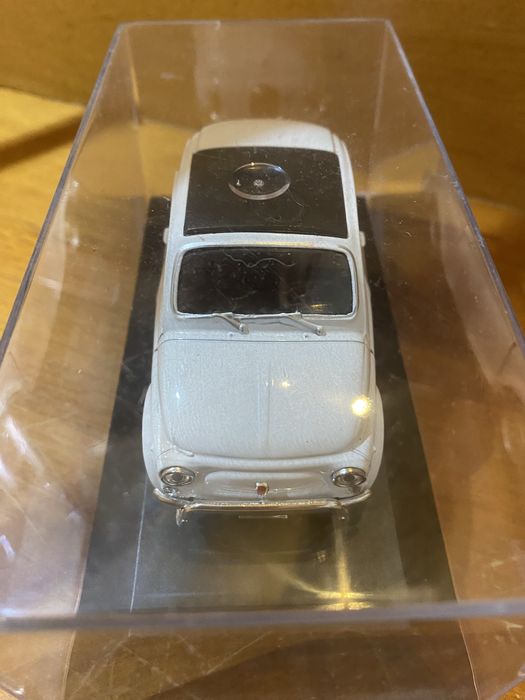 Carrinhos colecionáveis