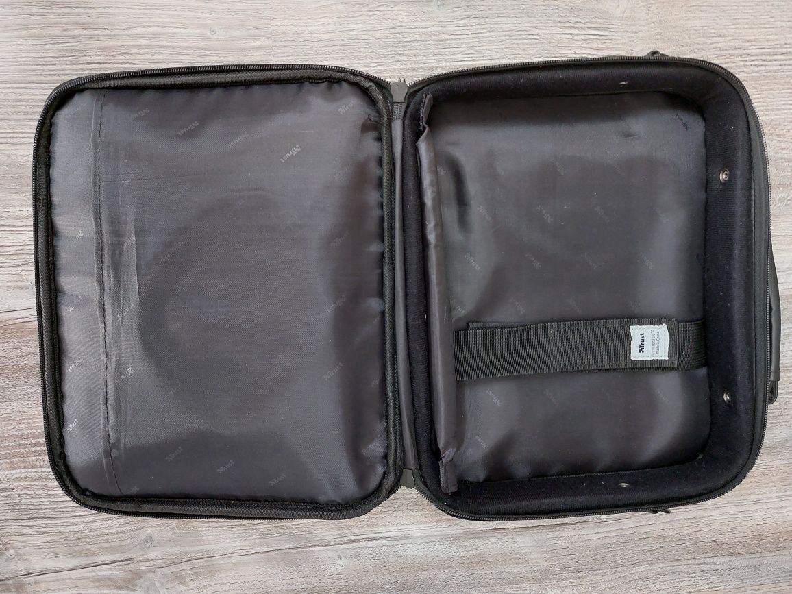 Torba etui pokrowiec na netbooka laptopa komputer