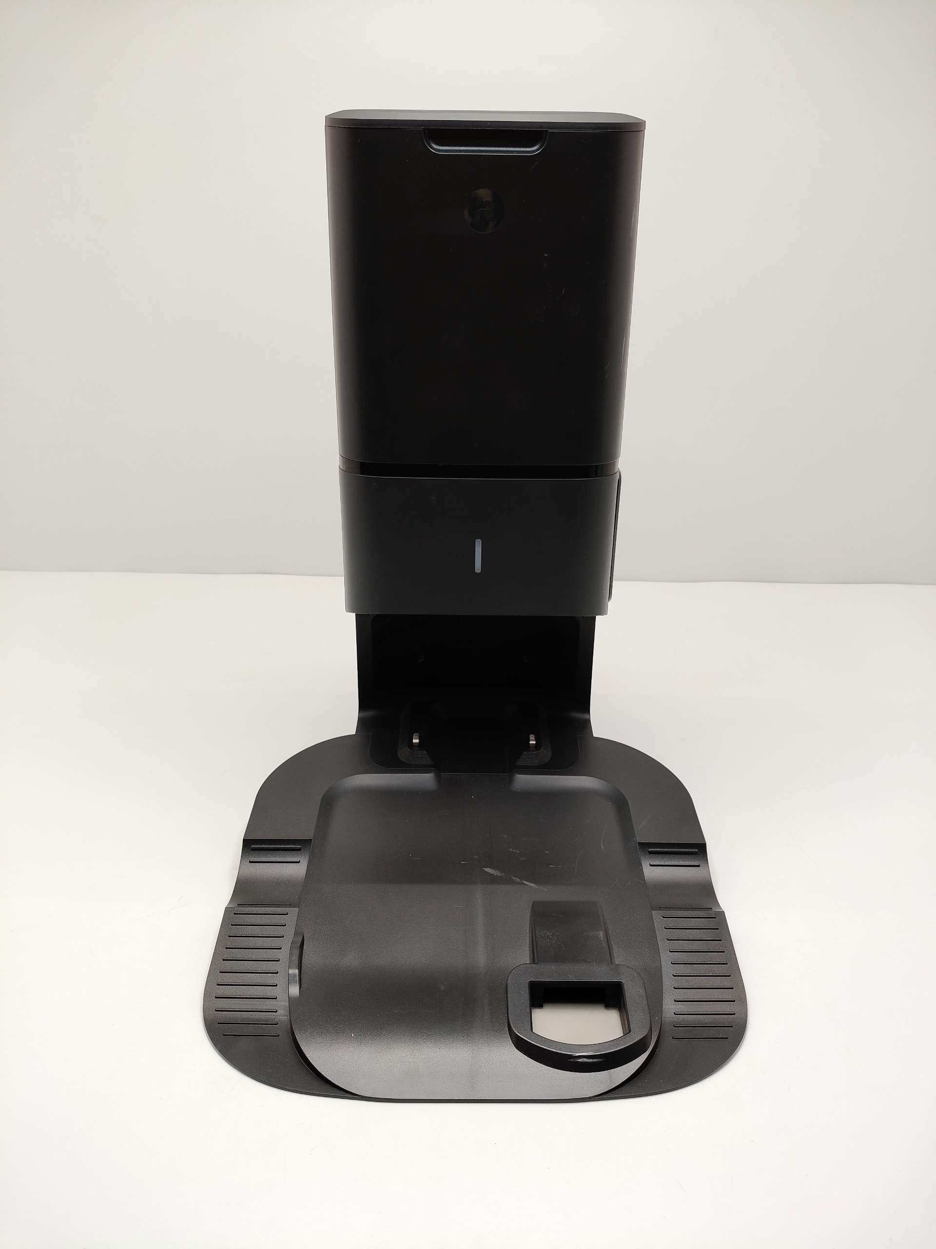Robot sprzątający iRobot Roomba i7+ srebrny/szary
