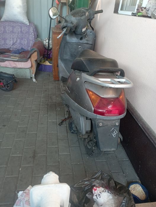 Продам скутер Хонда