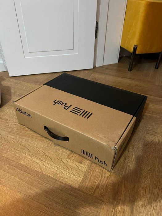 Контроллер Ableton Push 2