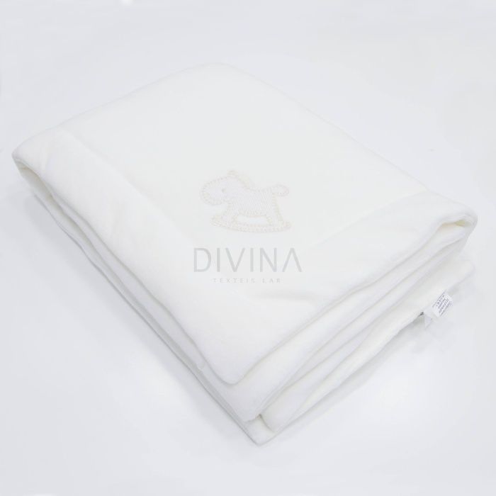 Manta Bebé beje, azul e rosa