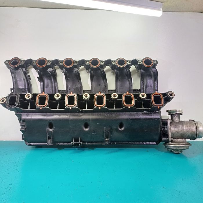 Впускной колектор BMW X5 E53 впускний колектор егр БМВ Х5 Е53